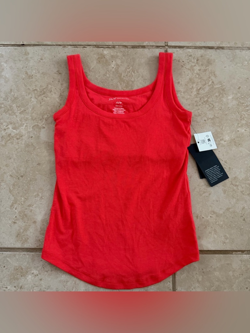 Jones new york tank top with built in support